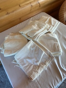 lot 98 image: White Fabric Pieces flower sack towel material