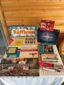 lot 106 image: Vintage Board Games Including Monopoly and Others