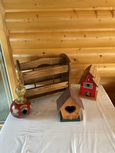 lot 107 image: Decorative Birdhouses and Wooden Shelf