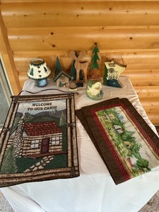 lot 117 image: Rustic Cabin-Themed Decor Lot with Textiles and Figures