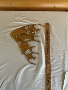 lot 120 image: Brass Angelfish Wall Hanging Sculpture With Five Fish Design