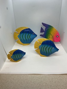lot 134 image: Size Wooden Fish Decor with Vibrant Colors