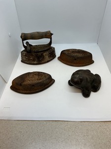 lot 138 image: Rustic Household Iron Tools and Frog Sculpture