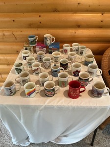 lot 142 image: Coffee Mugs with Various Designs and Prints