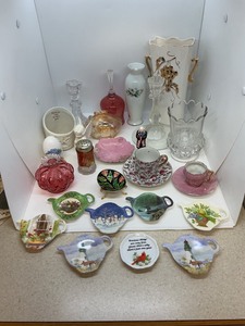 lot 167 image: Glassware Items