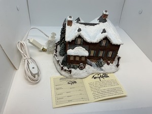 lot 184 image: Terry Redlin Illuminated Sculpture Hidden Point Retreat with Deed of Ownership