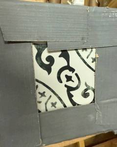 lot 44 image: 2x 12 Kenzzi Paloma 8x8 Tile