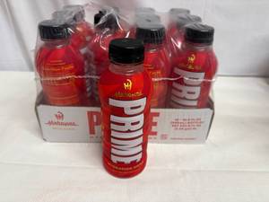 lot 199 image: 12x 16.9oz Prime Hydration-Patrick Mahomes Limited Edition