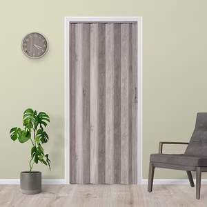 lot 7 image: Accordion Door Neptune American Oak 38x80 Inch Texturized Surface