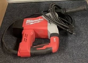 lot 39 image: Milwaukee SDS Max Rotary Hammer 1-916 Inch
