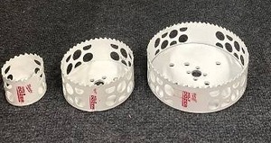 lot 47 image: Set of 3 Milwaukee Hole Dozer Bi-Metal Hole Saws 2-14, 4-18, 6 Inch