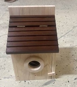 lot 211 image: Wooden Birdhouse with Hinged Roof