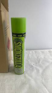 lot 260 image: Lot of 12 Whizzkidz Purified Butane Canisters 300ml