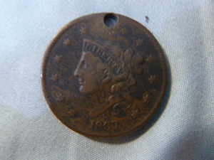 lot 5 image: 1837 Coronet Head Large One Cent Coin