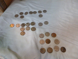 lot 11 image: 30 U.S. Nickels