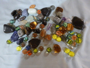lot 37 image: Tumbled Stones