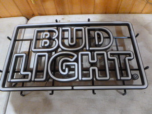 lot 65 image: Bud Light Lighted Sign