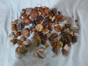 lot 89 image: Tumbled Stones