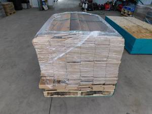 Full Pallet of Laminate Flooring – Mohawk Brand