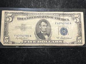 lot 86 image: 1953A US BLUE SEAL $5 SILVER CERTIFICATE