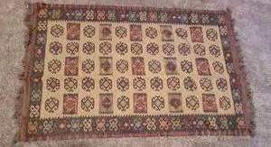 lot 13 image: Hand Woven Kilim Rug  92 x 60