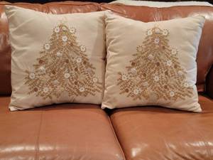 lot 202 image: Pottery Barn Lovely Winter White Embroidered Christmas Holiday Pillows