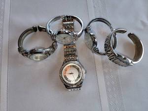 lot 151 image: Ladies Fashion Watch Collection