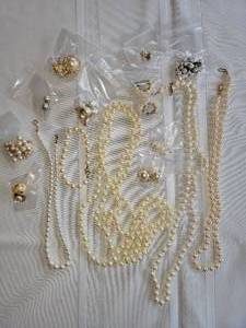lot 153 image: Clutch Your Pearls Collection  Necklaces  Earrings  Bracelet