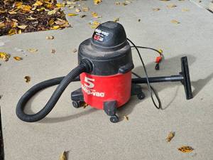 lot 276 image: 5 Gallon Shop-Vac