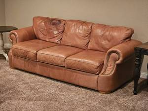 lot 20 image: Distressed Leather Tan 3 Cushion Sofa