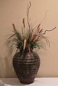 lot 141 image: Large Tall Ceramic Vase w Faux Grass Arrangement