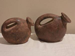lot 185 image: Primitive Rustic Double Spout Clay Pottery Jug Pair