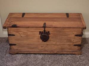 lot 181 image: Antique Wooden Trunk Chest w Iron Hardware
