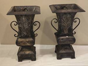 lot 198 image: Pair of Ornate Metal Planter Urns  Antique Bronze Finish
