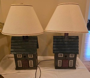 lot 210 image: Pair of Harris Lamps  House Cottage Style Table Lamps