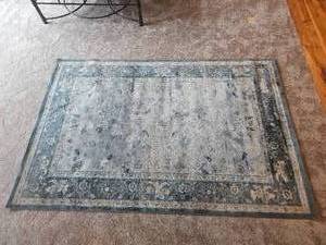lot 371 image: Safavieh Decor Rug Blue Origin Pattern