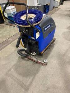 lot 31ET image: Floor Scrubber  Cleaner (592186) UntestedAs Is