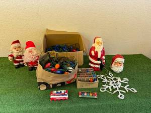 lot 19 image: Vintage Holiday Lights & Santas