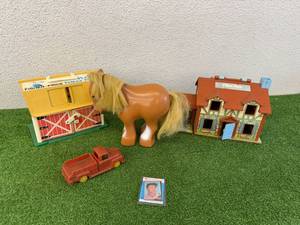 lot 31 image: Toys - Fisher Price, K Mart Mickey Mantle Card
