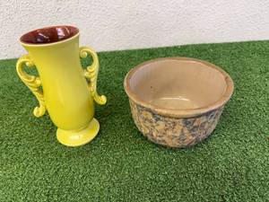 lot 61 image: Red Wing Pottery