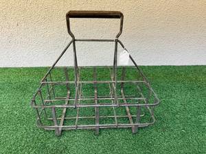 lot 73 image: Vintage Metal Bottle Carrier