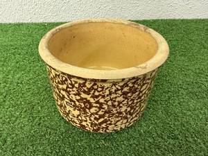 lot 79 image: Sponge Bowl