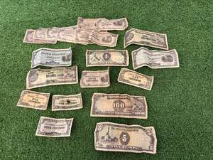 lot 84 image: Japanese Government Currency