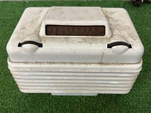 lot 99 image: Setchell Carlson Vintage Radio