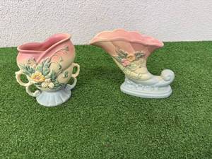 lot 126 image: Hull Pottery