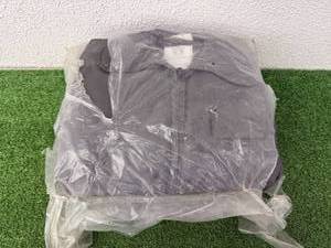 lot 202 image: New Coveralls Size 36L