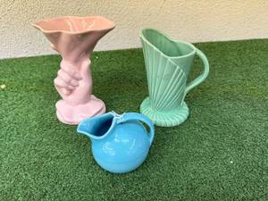 lot 210 image: Pottery