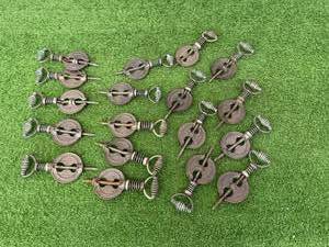 lot 231 image: Cast Iron Stove Flue Pipe Dampers - 18 3