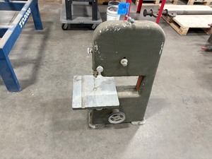 lot 144 image: Shopmaster Bandsaw