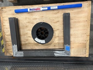 lot 96 image: Aluminum welding wire, welding rods, u-shaped metal pieces